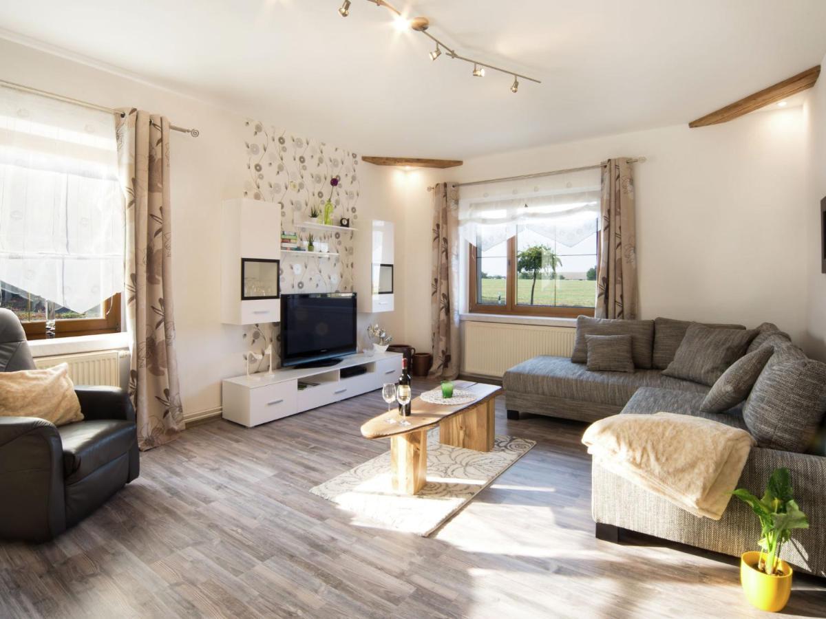 Spacious Apartment With Terrace Zur Forelle Ballenstedt Bagian luar foto