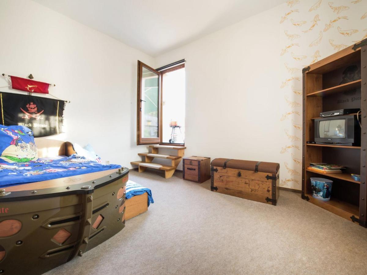 Spacious Apartment With Terrace Zur Forelle Ballenstedt Bagian luar foto
